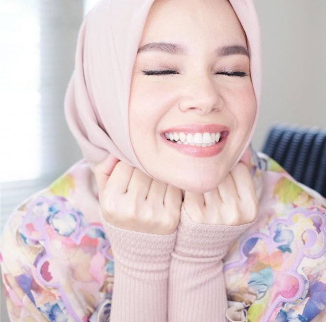 dewi sandra
