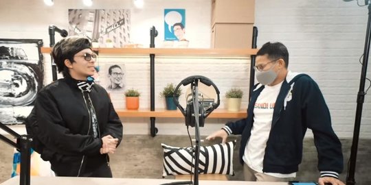 7 Potret Studio Podcast Sandiaga Uno, Dilengkapi Alat Canggih dan Desain Keren