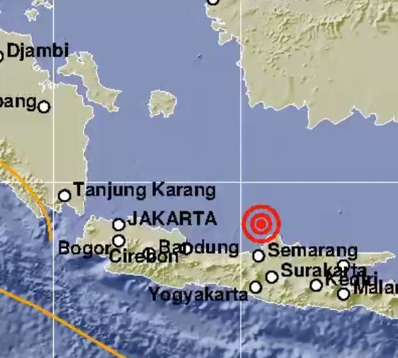 gempa laut jawa