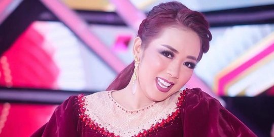 'Lepaskan' Kuliah karena Berkarier, Ini Cerita Perjuangan Soimah di Dunia Hiburan