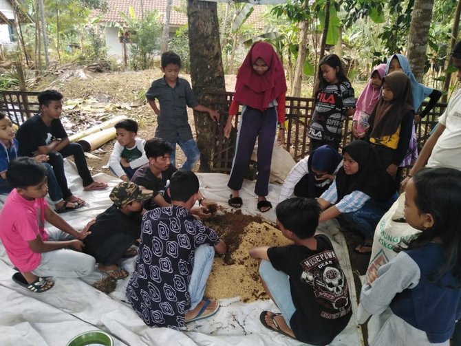 sekolah warga motekar