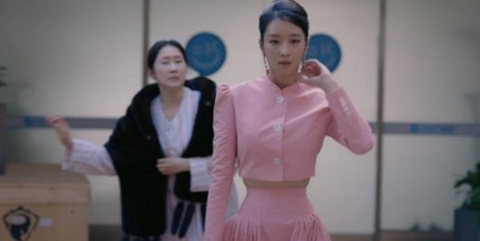 Heboh Pinggang Super Ramping Seo Ye-ji, Ini Rahasia Bugar sang Aktris