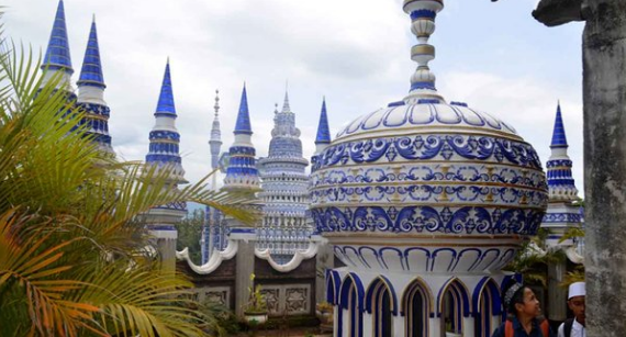 masjid agung sumenep masjid namira lamongan masjid tiban malang