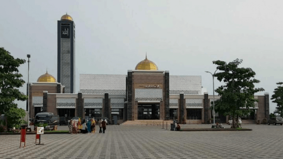 masjid agung sumenep masjid namira lamongan masjid tiban malang