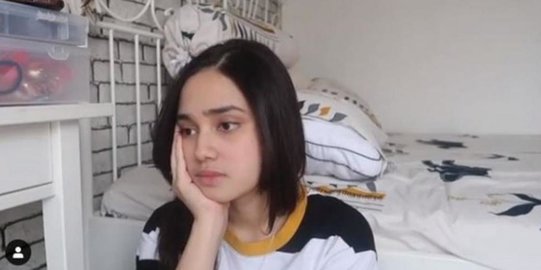 Simple Namun Elegan, Ini 8 Potret Rumah 3 Lantai Syifa Hadju yang Luas