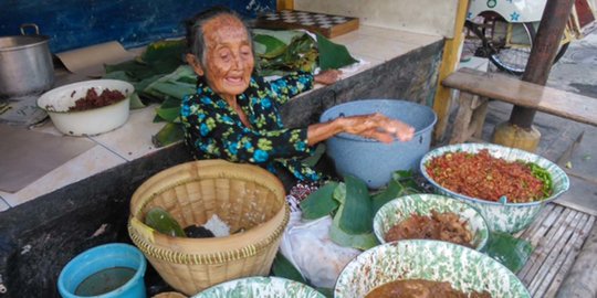 Kisah Mbah Lindu, Jualan Gudeg Sejak Zaman Penjajahan