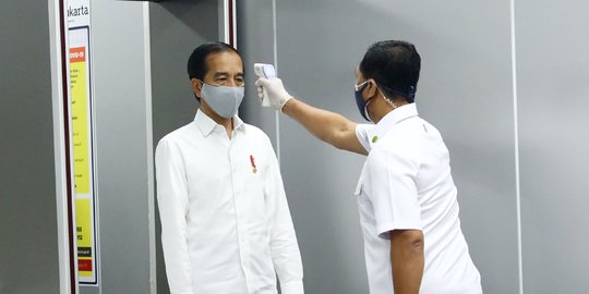 Kutip Survei, Jokowi Keluhkan 70 Persen Warga Jatim Tak Pakai Masker
