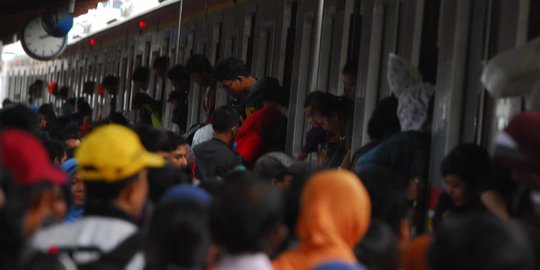 KCI: Pemberlakuan Stasiun KMT Buat Operasi KRL Lebih Lancar