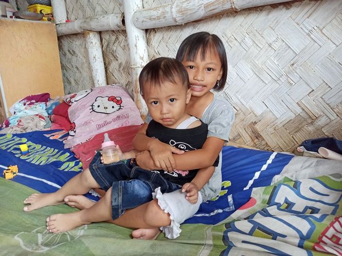 nenek kasiati tak mampu beli susu diberi air