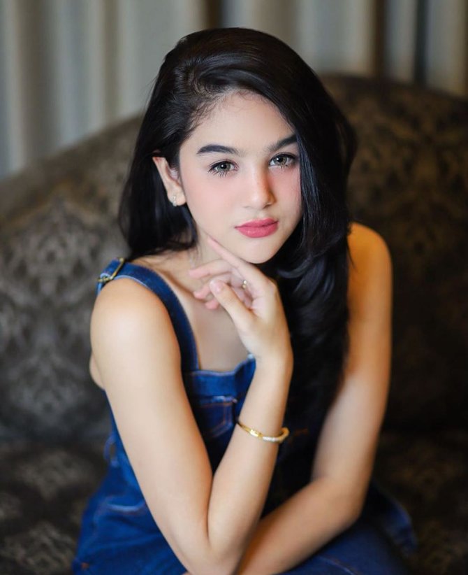 hana hanifah