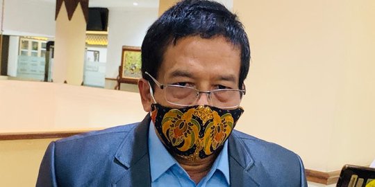 UNS Tanggung Biaya 25 Mahasiswa PPDS yang Terpapar Covid-19