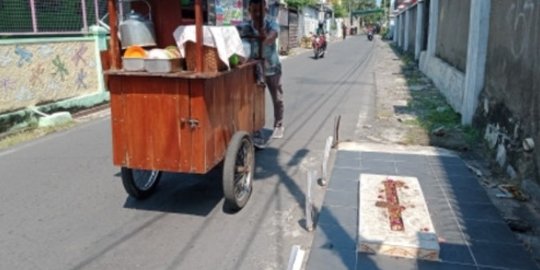 Kisah di Balik 3 Makam 'Tersembunyi' di Solo, Ada yang Berada di Dalam Rumah