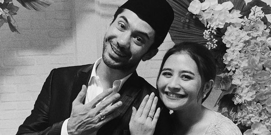 Heboh Foto Prilly Latuconsina dan Reza Rahadian Pamer Cincin, Ternyata Ini Faktanya