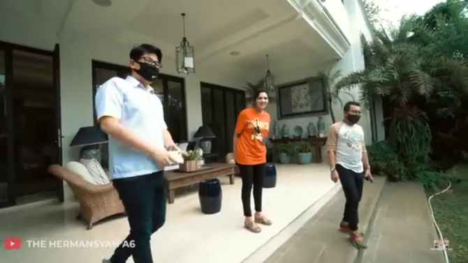 anang ashanty incar rumah di kemang