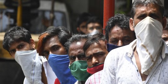 Komnas HAM Sebut Ratusan Imigran Gelap Diperlakukan Tidak Manusiawi dan Dideportasi