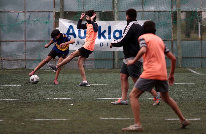 cara baru bermain sepak bola saat pandemi