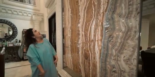 Bersiap Pindah, Ashanty Perlihatkan Marmer Berharga Fantastis di 'Istana Cinere'