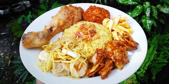 Resep Nasi Kuning Komplet dengan Lauk  merdeka.com