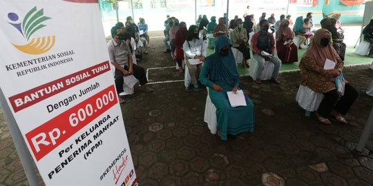 Mensos Juliari Sebut Distribusi Bansos selama Pandemi Covid-19 Tepat Sasaran