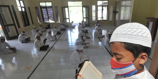 rp25 t untuk pesantren dan lembaga pendidikan islam lain rev1
