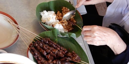 Mencicipi Sate Kerbau, Kuliner Toleransi Peninggalan Peradaban Hindu di Kota Kudus