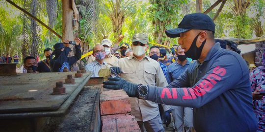 Polisi Bongkar Industri Penyulingan Solar Ilegal di Dumai