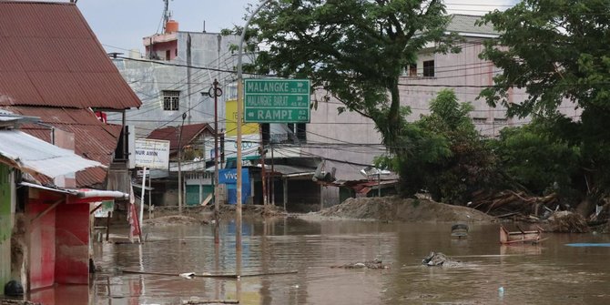 Fasilitas Kesehatan & Sarana Sanitasi Minim di Pengungsian Banjir Luwu Utara