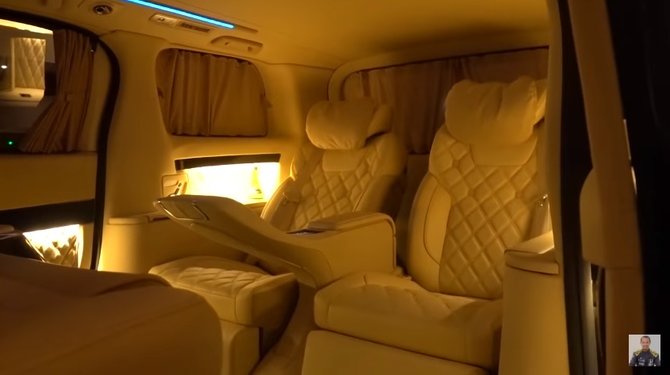 mobil mirip first class pesawat