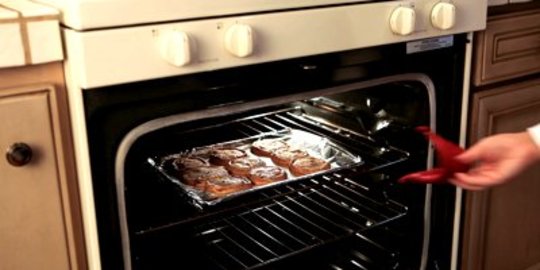 7 Perbedaan Oven dan Microwave, Perlu Dipahami Agar Tak Salah Pakai