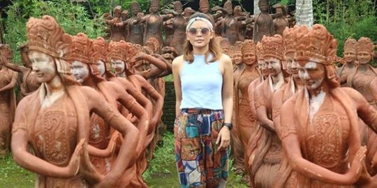 Tawarkan Ketidakabadian, Ini Pesona Taman Gandrung Terakota yang Unik