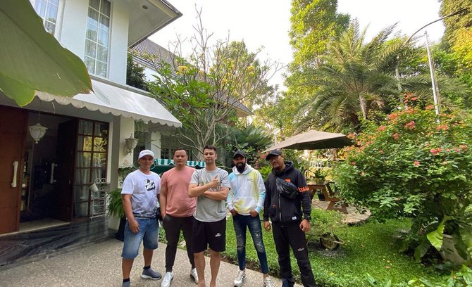  Raffi  Ahmad  Bersiap Bangun Istana Andara Gading Marten 