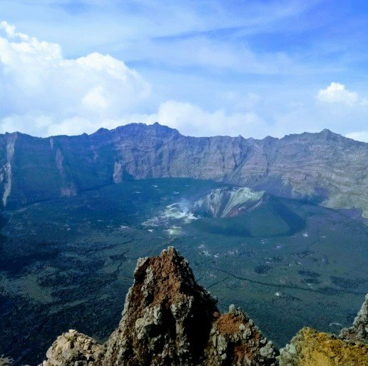 gunung raung di jawa timur