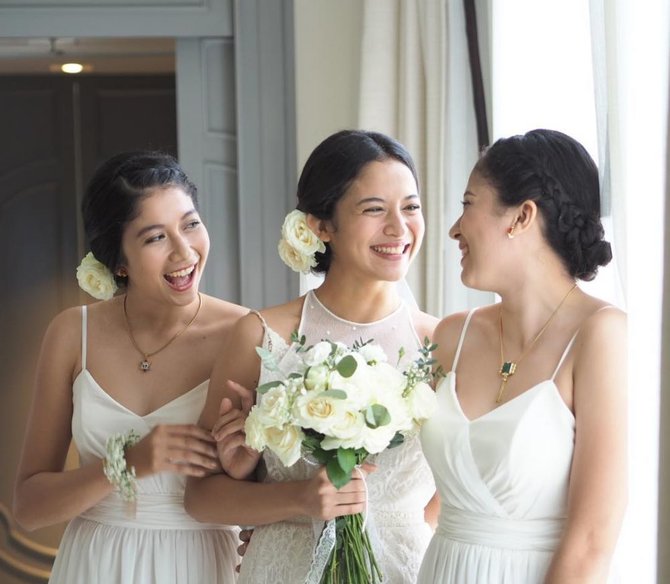putri marino dan dua adiknya