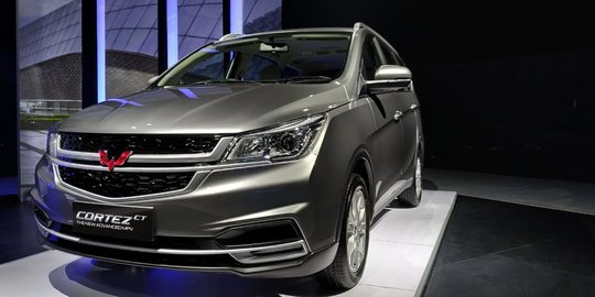 wuling cortez ct type s mobil keluarga