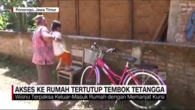 miris lihat bapak dan anak pas masuk rumah