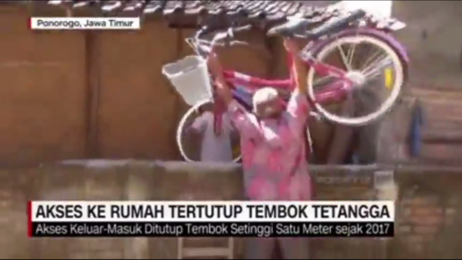 miris lihat bapak dan anak pas masuk rumah