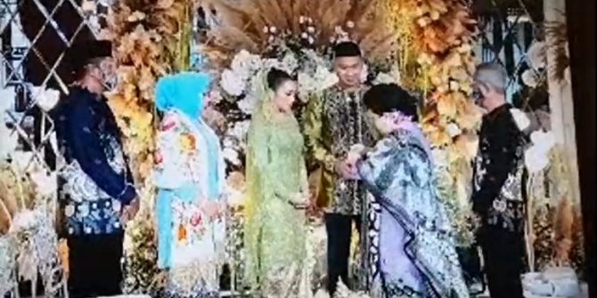 Selamat! Nikita Willy Resmi Dilamar Indra Priawan Hari Ini