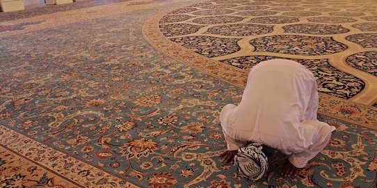 9 Penyebab Batalnya Sholat, Wajib Diketahui Setiap Muslim