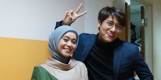 Dekat dengan Lesty, Rizky Billar Diledek Sang Ibunda