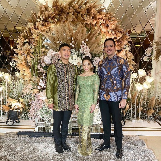 lamaran nikita willy