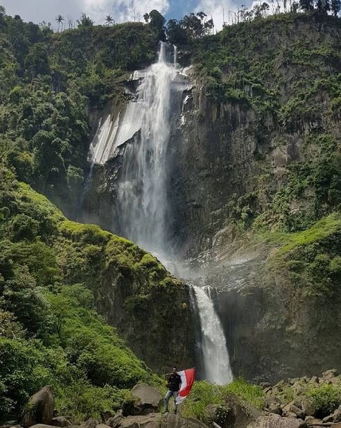 unik dan tersembunyi ini deretan air terjun cantik yang ada di sumut