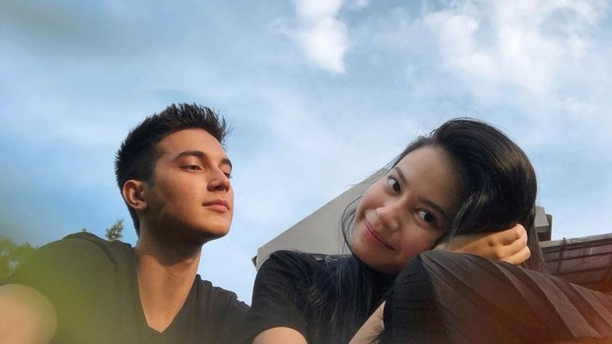 hanggini dan junior roberts