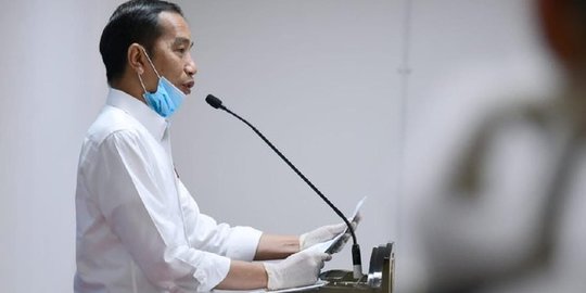 Jokowi di Tengah Pandemi: Kita Harus Keluar dari Jebakan Kelas Menengah