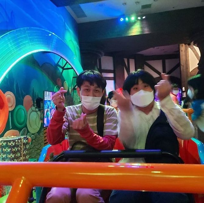 oh jung se main dengan fans berkebutuhan khusus