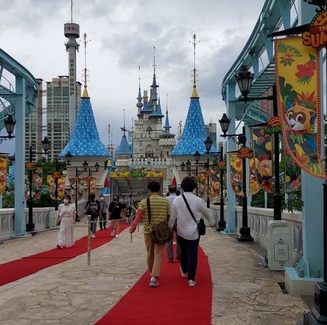 oh jung se main dengan fans berkebutuhan khusus