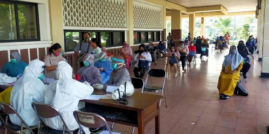 Belasan Ibu Hamil di Surabaya Positif Corona