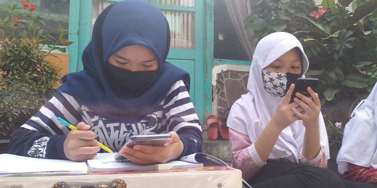 Warga Bintaran Yogyakarta Putar Otak Atasi Mahalnya Tarif Paket Data Saat Anak SFH