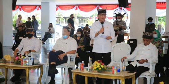 Menpar Pemulihan Sektor Wisata Banyuwangi Buka Kembali Lapangan Kerja Merdeka Com