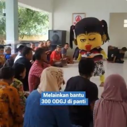 badut jalanan ini masih jadi donatur panti amp orang susah