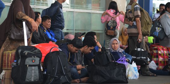 Jelang Hari Raya Iduladha, Penumpang di Terminal Pulogebang Meningkat